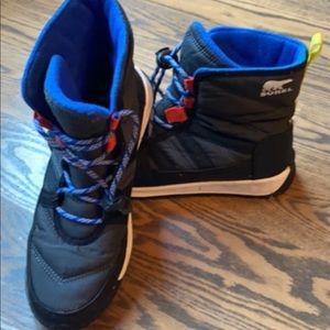 Sorel boots size 6